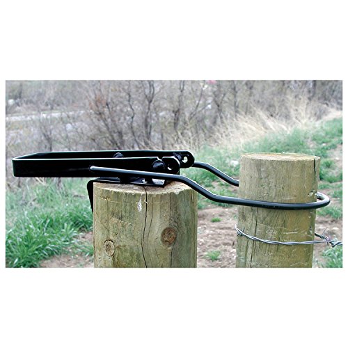 SpeeCo Gate Closer for Gate Posts Up to 5" in Diameter, Accepts Padlocks, Powder Coated