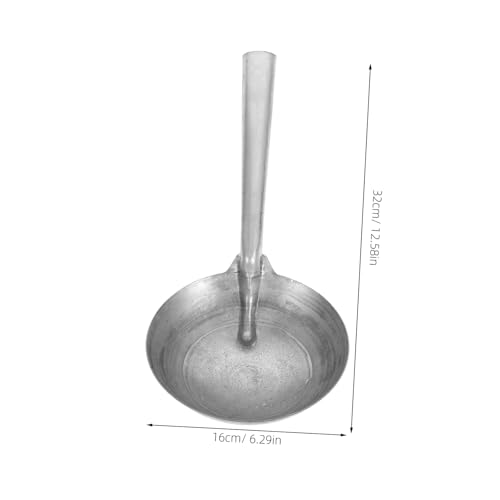 BESPORTBLE Heavy Duty Iron Water Ladle for Garden and Farm Use Long Handle Feed Scoop for Animal Feeding and Watering Livestock