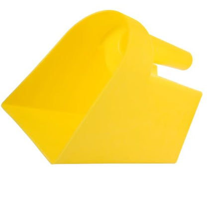 TOYANDONA Poultry Feed Scoop Shovel Thickened Farm Shovel with Ergonomic Handle Durable Feed Shovels for Livestock Breeding Easy to Clean and Comfortable Grip for Cows