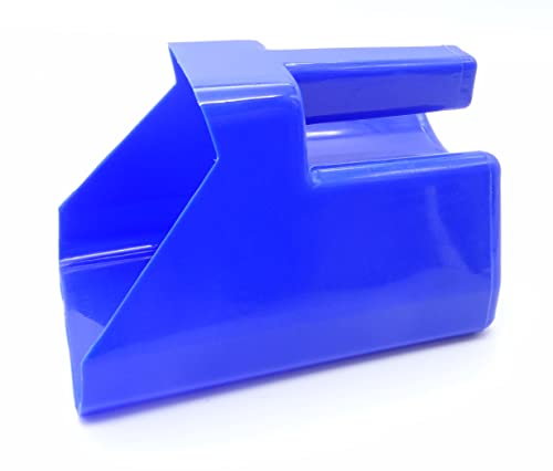 3 Quart Feed and Pet Food Scoop for Farm Animals and Pets - Stackable - Durable - color: Blue 2 Pack
