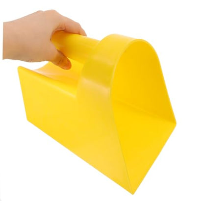 Abaodam Heavy Duty Feed Scoop Shovel for Livestock Large Plastic Shovel for Poultry and Animal Feeding Sturdy and Thickened Handheld Farm Tool