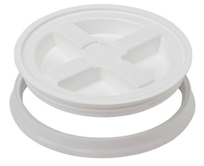 House Naturals 5 Gallon Scarlet Red Plastic Bucket Pail Food Grade BPA Free Made in USA pails with White Air Tight Screw on Lid (Pack of 2) (Scarlet Red with White Screw On lid) - color: Scarlet Red With White Screw on Lid