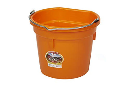 Plastic Animal Feed Bucket (Orange) - Little Giant - Flat Back Plastic Feed Bucket with Metal Handle (20 Quarts / 5 Gallons) (Item No. P20FBORANGE6)