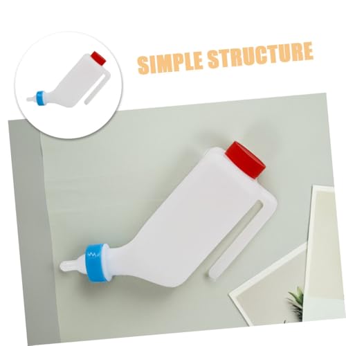 Pig Nursing Bottle for Livestock 1 Piece Plastic Milk Feeder for Goats Lambs and Small Animals Easy to Use Detachable Nipple for Efficient Feeding