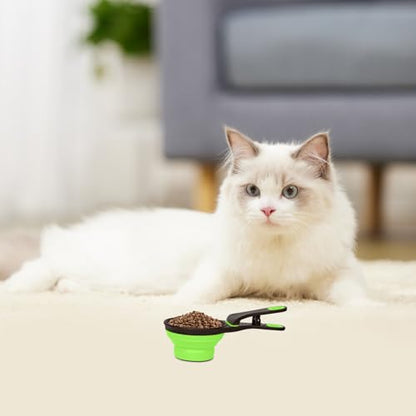 Collapsible Silicone Dog Food Scoop Foldable Pet Food Measuring Cup with Bag Clip 3 in 1 Multi-Function Silicone Dog Food Scooper (Green, Medium) - color: Green, size: Medium