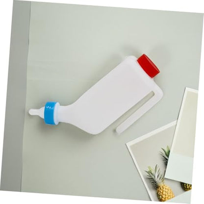 Pig Nursing Bottle for Livestock 1 Piece Plastic Milk Feeder for Goats Lambs and Small Animals Easy to Use Detachable Nipple for Efficient Feeding