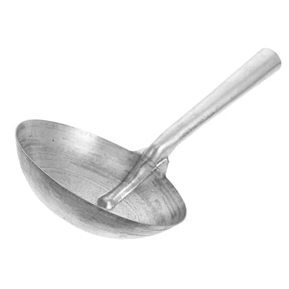 BESPORTBLE Heavy Duty Iron Water Ladle for Garden and Farm Use Long Handle Feed Scoop for Animal Feeding and Watering Livestock