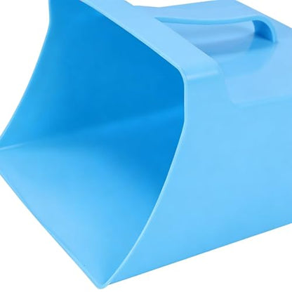 Grain Scoop, 128oz Enclosed Bucket Shovel, 8.27x9.65x4.13 Inches Feed Accessory with Side Handle and Compact Build, Daily Gear for Bird, Horse, Goat, Sheep, Cattle, Livestock, Animal Care, Restaurant