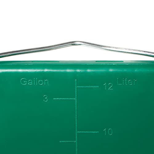 Farm Innovators FB-80 Heated Flat-Back Plastic Bucket, Hanging Water Bucket with Built-in Thermostat and 70W Cord, 3 Gallons