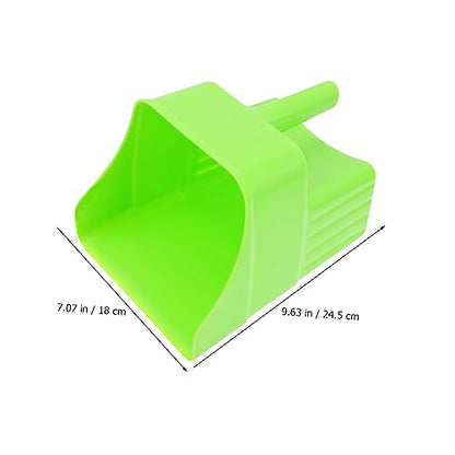 VANZACK 2Pcs Heavy Duty Plastic Poultry Feed Shovel for Farm and Garden Large Feeding Scoop Enclosed Handle for Livestock and Poultry