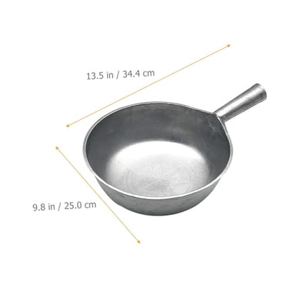 Aluminum Water Ladle Short Handle Retro Style Deep Scoop Feed Spoon for Livestock Kitchen Water Scoop Suitable for Pig Feeding and Household Use Style