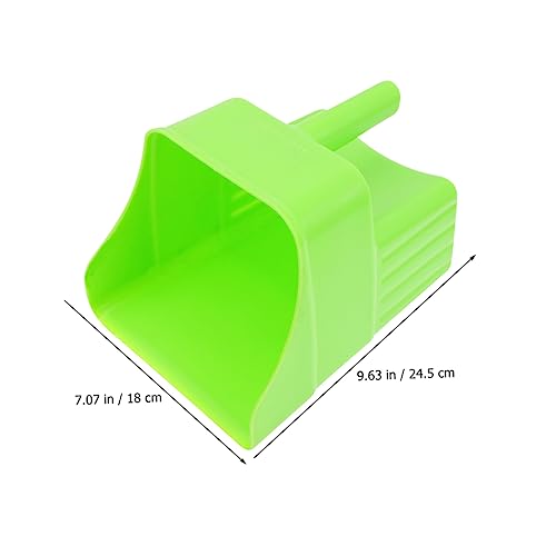 2Pcs Large Capacity Plastic Feeding Shovels with Ergonomic Handles for Poultry and Livestock Farm Use Multi-Function Utility Scoop for Efficient Feed Distribution and Garden Tasks