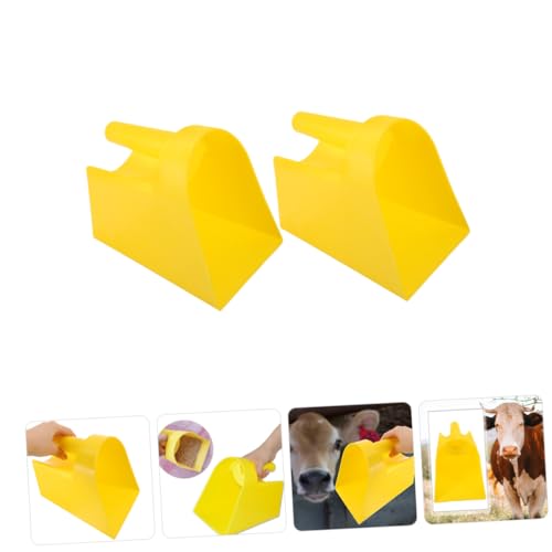 BESPORTBLE 2pcs Plastic Feed Shovel for Livestock Durable Farm Food Scoop for Poultry Cattle Sheep Thickened Design for Efficient Feeding