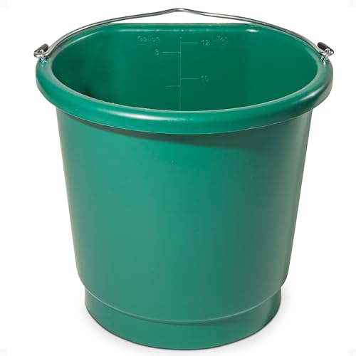 Farm Innovators FB-80 Heated Flat-Back Plastic Bucket, Hanging Water Bucket with Built-in Thermostat and 70W Cord, 3 Gallons