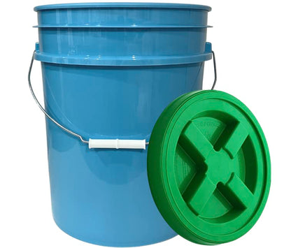 House Naturals 5 Gallon Food Grade Plastic Bucket with Screw on Air Tight Lid, Made in USA pails (Pack of 3) (Light Blue- Green Lids)