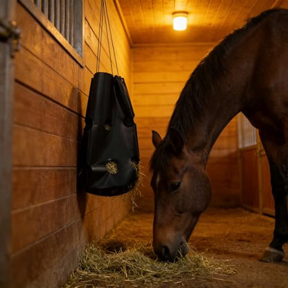 Horse Feed Bag - Large Capacity 600D Tear Resistant Fabric with Hanging Rope and Reinforced Metal Connection - Slow Feeder for Horses Goats and Sheep Used in Stalls Barns or Trailers