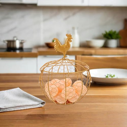 Gatuida Vintage Farmhouse Metal Egg Basket with Double Handle and Chicken Knob Lid, Rustic Wire Storage Bin for Kitchen Pantry and Fresh Egg Collection