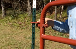 T-Post Hinge Pins - Hang Gate - Made in USA - Fully Patented (Please Don't Buy knockoffs), Easy, Cost-Effective Alternative. Fully Patented and Made in America.