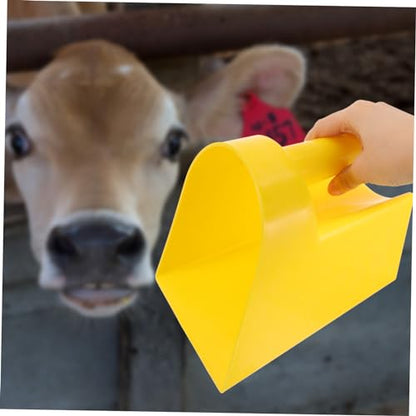 Abaodam Heavy Duty Feed Scoop Shovel for Livestock Large Plastic Shovel for Poultry and Animal Feeding Sturdy and Thickened Handheld Farm Tool