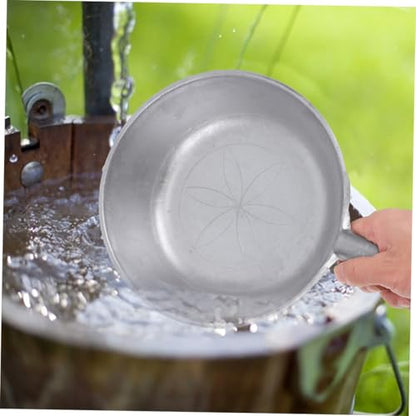 Aluminum Water Ladle Large Thickened Short Handle Scoop for Livestock Feeding and Watering, Deep Water Scoop Kitchen Gadget for Home Use Style