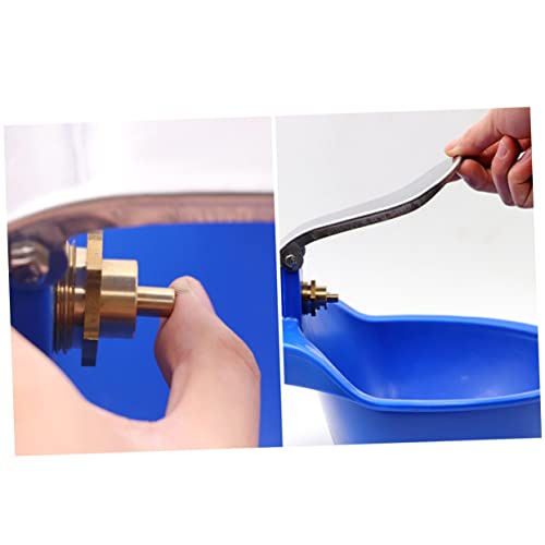 Plastic Large Water Bowl for Livestock Durable Farm Grade Waterer for Cattle Horses Goats and Sheep Easy to Clean Automatic Drinking Trough for Farm Use