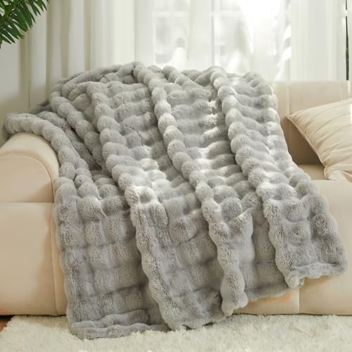 The Malibu Blanket - LuxeComfort Faux Fur Bubble Blanket 60"x70" Pebble Grey - Luxuriously Soft, Elegant, Reversible Design, Home Décor, Picnics, and Travel (Pebble Grey, Oversized Throw 60x70) - color: Pebble Grey, size: Oversized Throw 60x70