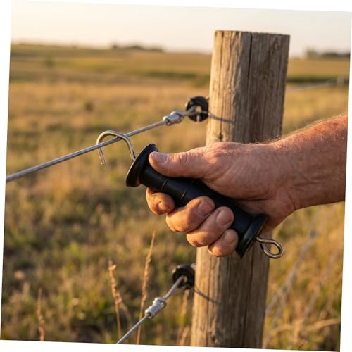 SOLUSTRE 4pcs Electric Fence Gate Handles with Spring Insulators for Ranch and Outdoor Use Plastic Construction for Easy Installation and Reliable Gate Control