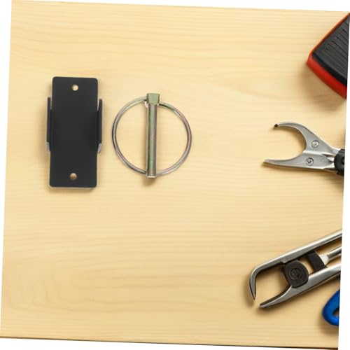 Cabilock Heavy-Duty Steel Livestock Bucket Hook with Quick Release and Pin for Feed Buckets in Horse Stables and Tack Rooms, Barn and Stable Supplies