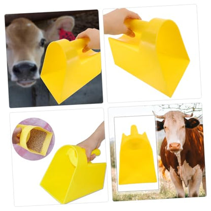 Abaodam 2Pcs Heavy Duty Plastic Feeding Shovel Capacity Livestock Food Scoop for Poultry and Farm Use Ergonomic Handle for Comfortable Grip Durable Design for Efficient Feeding