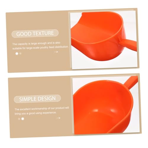 Feeding Shovel Multi-use Reusable Plastic Farm Scoop for Poultry and Livestock Comfortable Handle Easy to Clean for Gardens and Farms