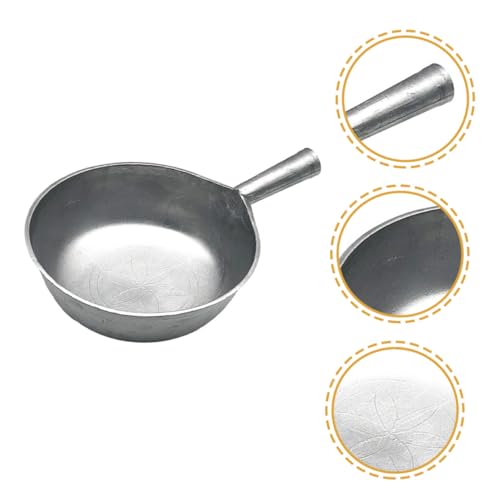Retro Aluminum Water Scoop Short Handle Deep Feed Ladle Thickened Water Spoon for Livestock Feeding and Kitchen Use Style