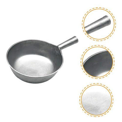 Retro Aluminum Water Scoop Short Handle Deep Feed Ladle Thickened Water Spoon for Livestock Feeding and Kitchen Use Style