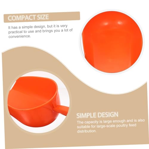 Feeding Shovel Multi-use Reusable Plastic Farm Scoop for Poultry and Livestock Comfortable Handle Easy to Clean for Gardens and Farms