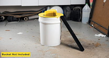 RinneTraps - Flip N Slide Bucket Lid Mouse Trap |2 Pack| |Multi Catch| |Made in USA | US Pat D1,039,648s