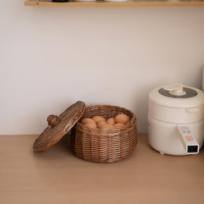 Handwoven Wicker Egg Basket with Lid, Round Farmhouse Rustic Collecting for Kitchen, Chicken Coop & Fruit