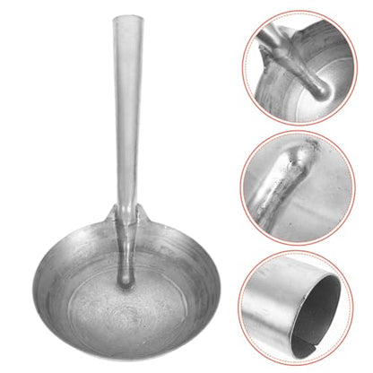 Iron Water Ladle with Handle Heavy Duty Grain Scoop for Livestock and Gardening Polished for Smooth Use Portable Water Spoon for Farm Feeding and Mixing Tasks