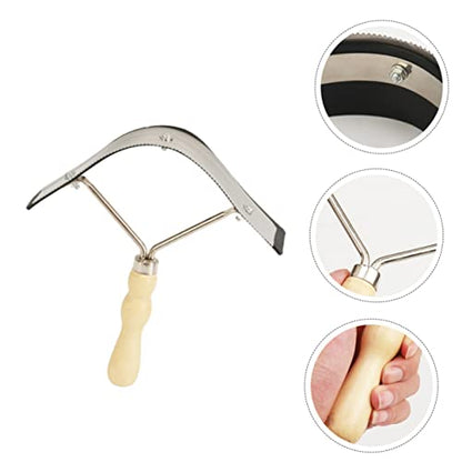 1Pc Livestock Cleaning Brush with Ergonomic Handle Durable Toothed Design for Horse Grooming and Cattle Care Increases and Easy to Clean