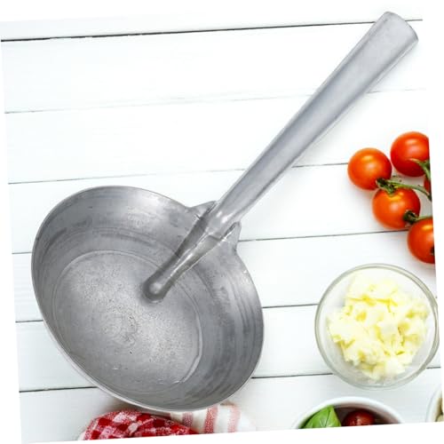 Heavy Duty Iron Ladle for Farm Garden Use Ergonomic Feeding Scoop Polished Finish for Watering Mixing Spoon for Livestock and Pet Feeding