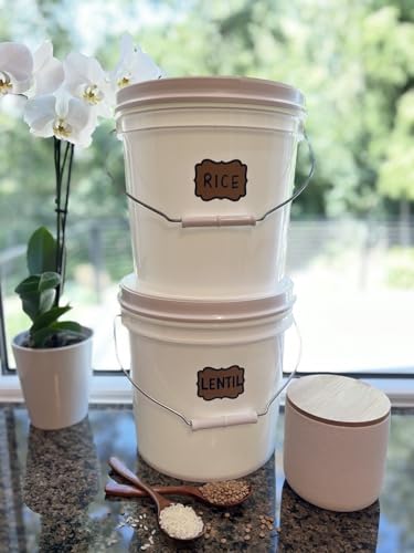House Naturals 2 Gallon Food Grade, BPA Free, Made in USA Bucket with Screw On Lid (Pack of 3)