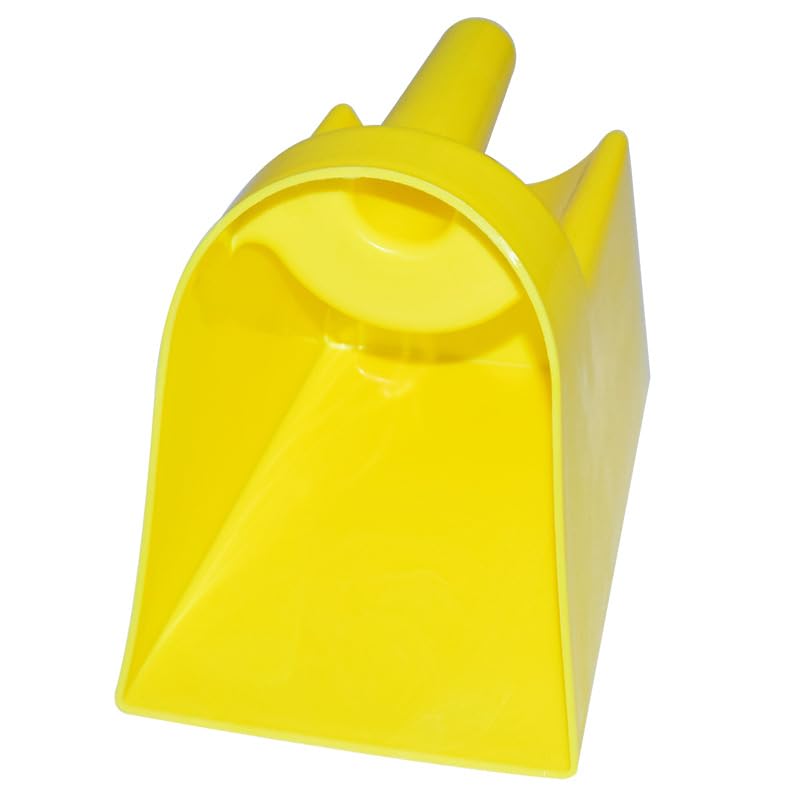 8 Packs Plastic Enclosed Feed Scoop Durable Stackable Horse Feed Scoop 2 Quart Large Grain Scoop for Horse Goat Dog Animal Ranchers Farmers