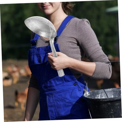 Toyvian Heavy Duty Iron Ladle for Feeding Watering Portable Water Scoop for Livestock Horses Farmers Ergonomic Handle for Easy Use Multipurpose Tasks