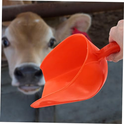 210g Large Livestock Feed Scoop Reusable Shovel for Farm Animal Feeding Ergonomic Handle for Comfortable Use Smooth Edges for Safe Handling
