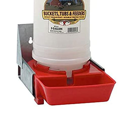 Little Giant® Piglet Waterer | Baby Pig Waterer | Piglet Watering System | 1 Gallon