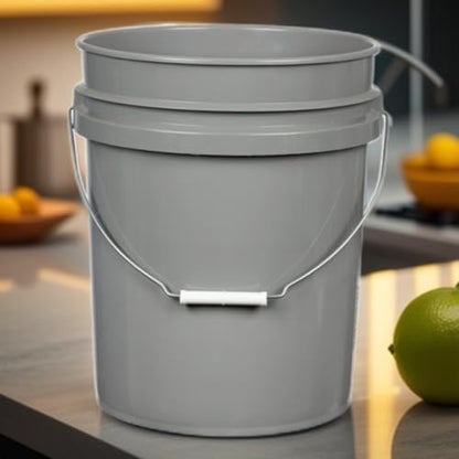House Naturals 5 galon Food Grade Plastic Bucket Pail Container- 3 Color Air Tight Screw On Lid (Pack of 3)