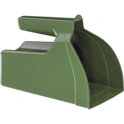 My Favorite Chicken Green Feed Scoop, 2.5L Capacity, Durable Plastic with Ergonomic Handle, for Pellets, Crumbles, Mash, Grains, Poultry Supplements