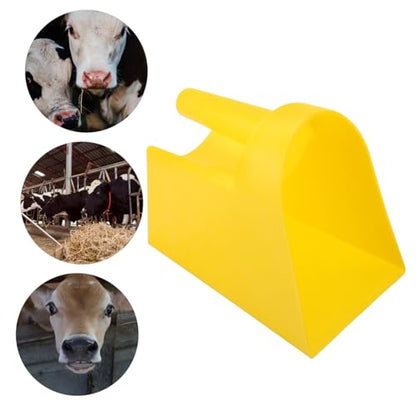 Poultry Feeding Shovel Thickened Scoop for Farm Use Ergonomic Handle for Comfort and Durability for Livestock and Garden Applications
