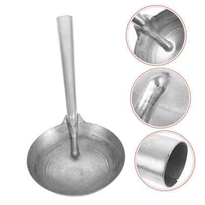 Toyvian Iron Feed Scoop with Ergonomic Handle Heavy Duty Ladle for Feeding and Watering Livestock Durable Iron Construction for Farmers and Homesteaders Feeding Tool