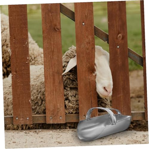 UPKOCH 1pc Iron Shovel Livestock Distribution Tool for Poultry and Farm Use Capacity Iron Feeding Scoop for Efficient Grain and Handling