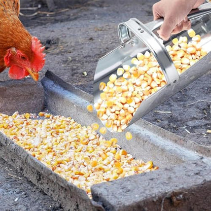 2Pcs Metal Feed Grain Scoop for Livestock 2 Sizes Heavy Duty Stackable Horse Feed Scoop with Handle for Gardening Farms Silver