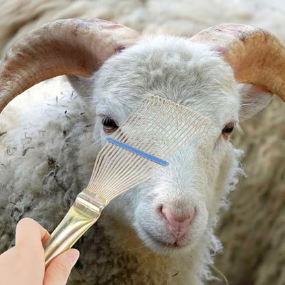Portable Sheep Wool Grooming Brush Compact Dandruff Comb for Itch Relief Versatile Tool for Farm Animal Hair Safe and Lightweight Grooming Rake for Cattle Horses and Sheep